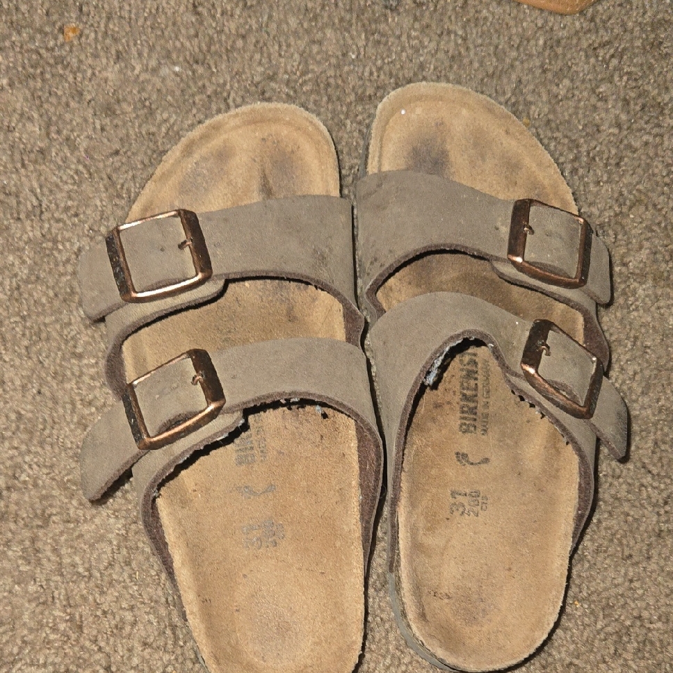 Birkenstock Kids Tan Sandals